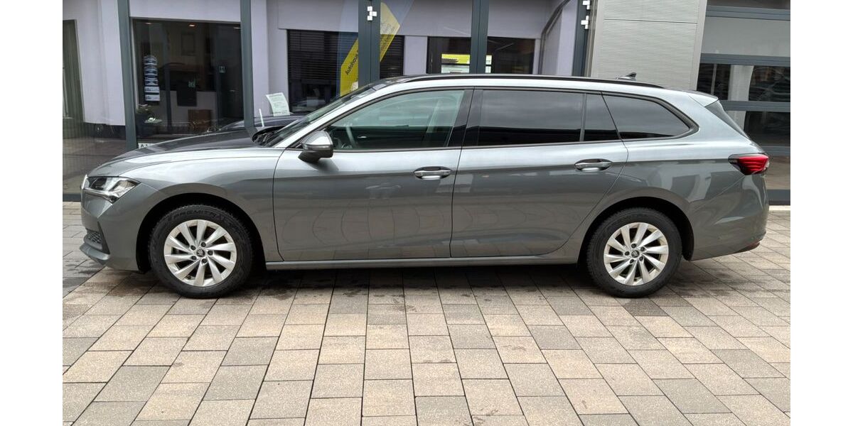 Skoda Superb 26.803 km 33.950 &euro; Schmallenberg-Niederberndorf 57392