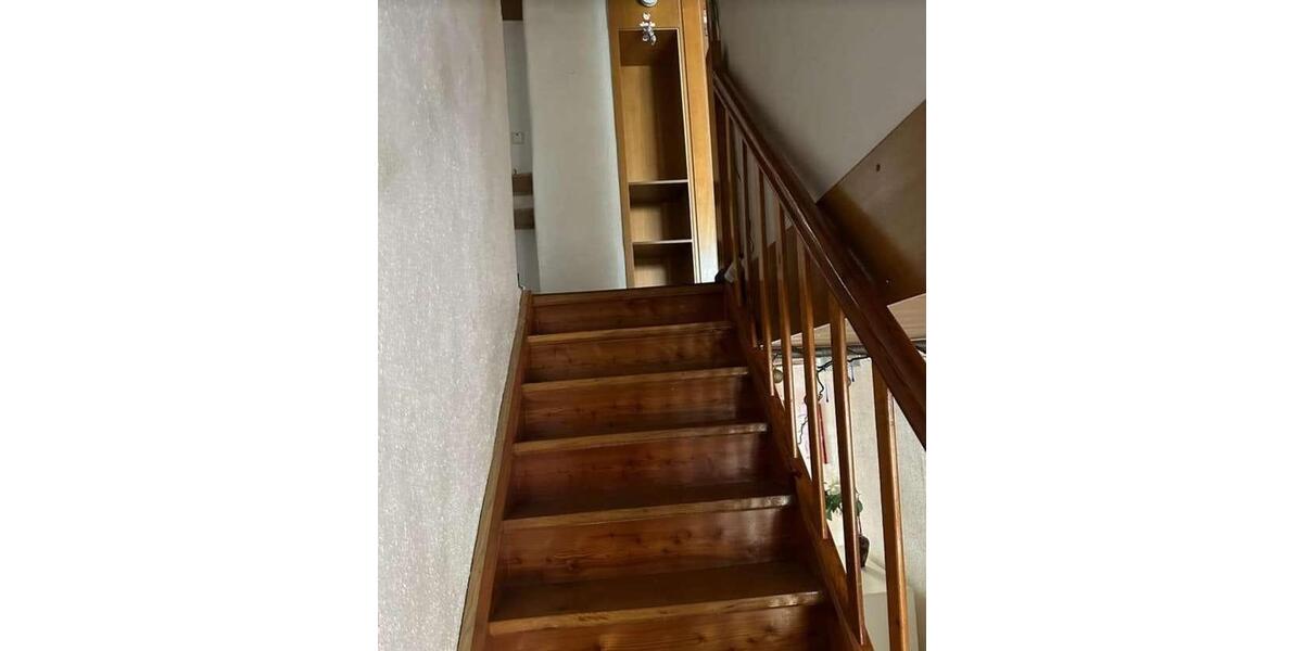 Reihenhaus Neunburg vorm Wald - 10 Zimmer, 101 m&sup2;, 130.000&euro; | Angebot:26521373