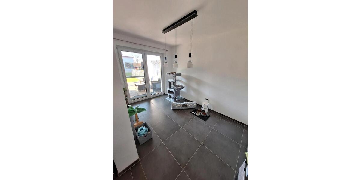 Terrassenwohnung Kolitzheim - 4 Zimmer, 88 m&sup2;, 380.000&euro; | Angebot:25824701