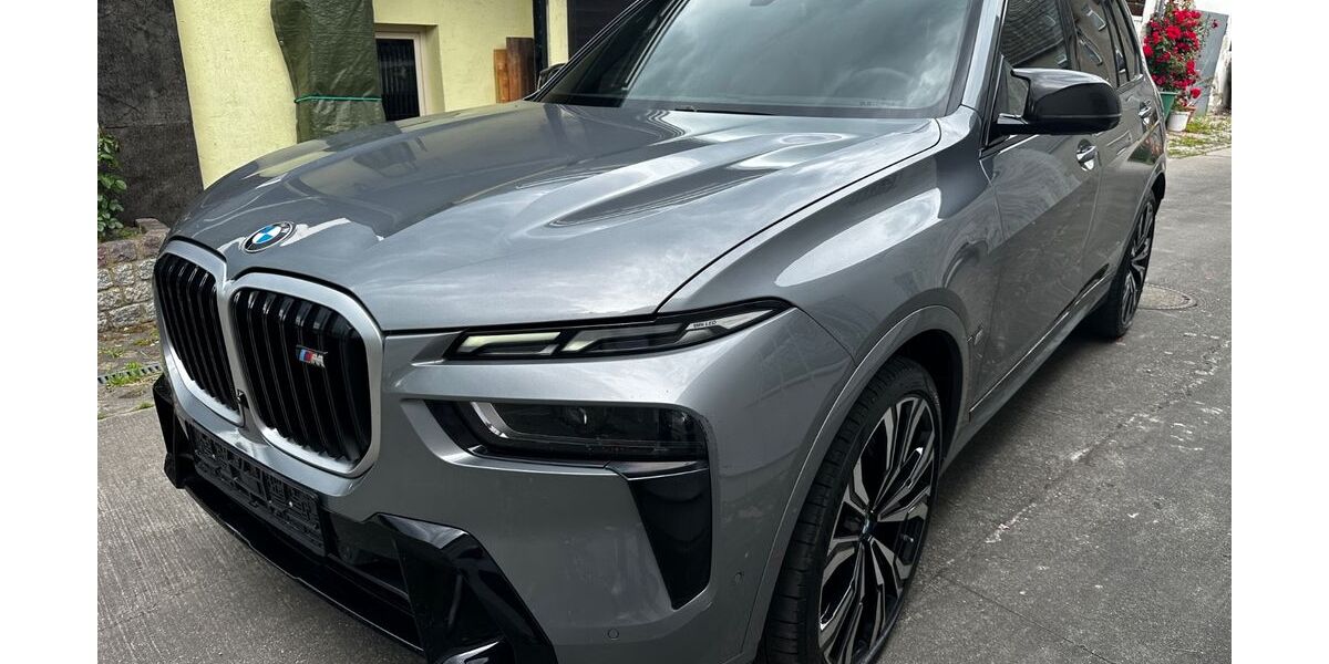 BMW X7 146.412 km 59.990 &euro; Berlin 12099