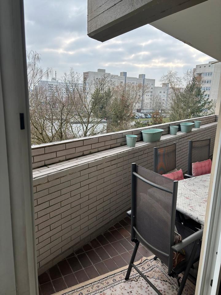 Helle 3 Zimmer Wohnung mit Balkon und Aufzug