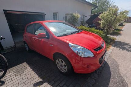 Hyundai i20 103.000 km 2.950 &euro; Buchbach 84428