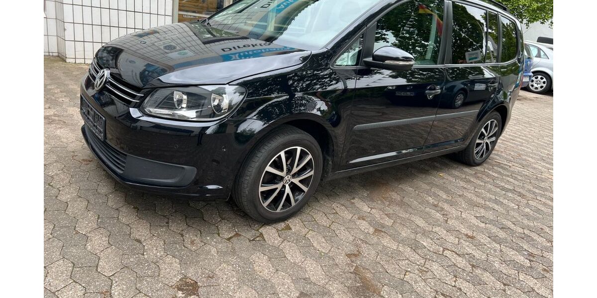 VW Touran 205.000 km 6.250 &euro; Adenstedt 31246
