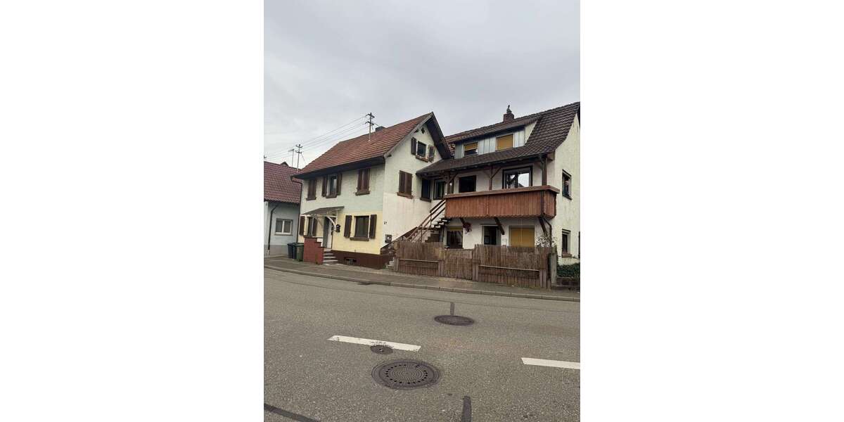 Einfamilienhaus Offenburg Elgersweier - 9 Zimmer, 240 m&sup2;, 249.000&euro; | Angebot:25498189