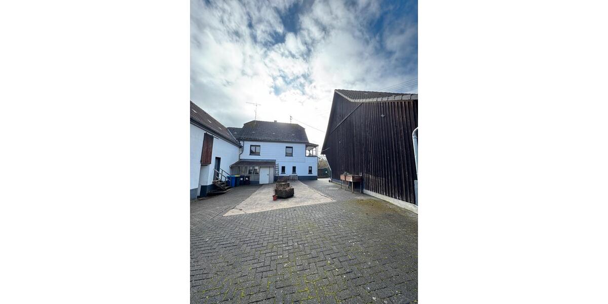 Einfamilienhaus Hennef (Sieg) - 4 Zimmer, 146 m&sup2;, 1.250&euro; | Angebot:25261333