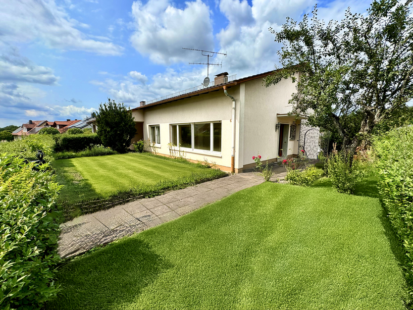 Haus zum Kaufen in Sailauf 360.000 € 144 m²