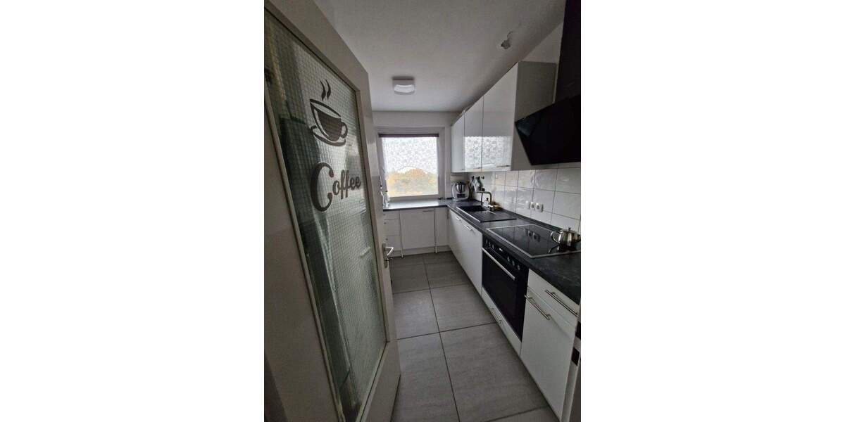 Etagenwohnung Wiesbaden Klarenthal - 4 Zimmer, 83 m&sup2;, 300.000&euro; | Angebot:25728338