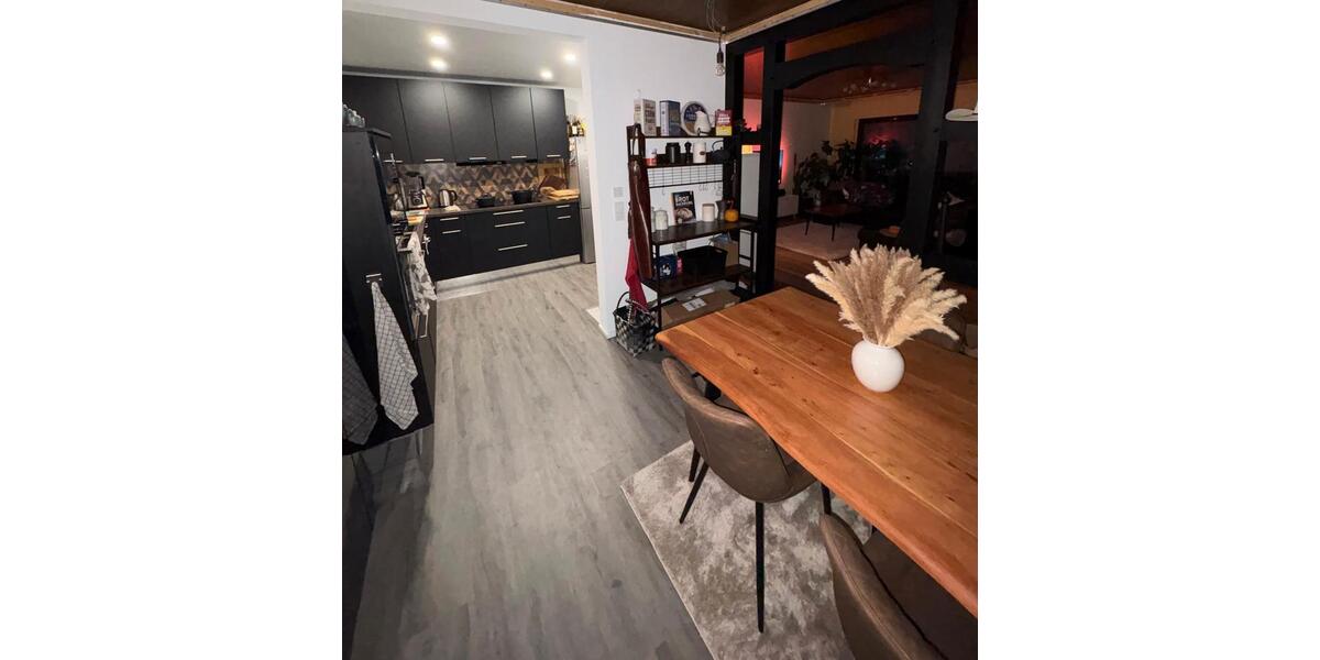 Hochparterre Limburg an der Lahn - 5 Zimmer, 110 m&sup2;, 500&euro; | Angebot:26323159