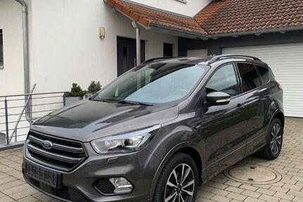 Ford Kuga 124.633 km 17.650 &euro; Laupheim 88471