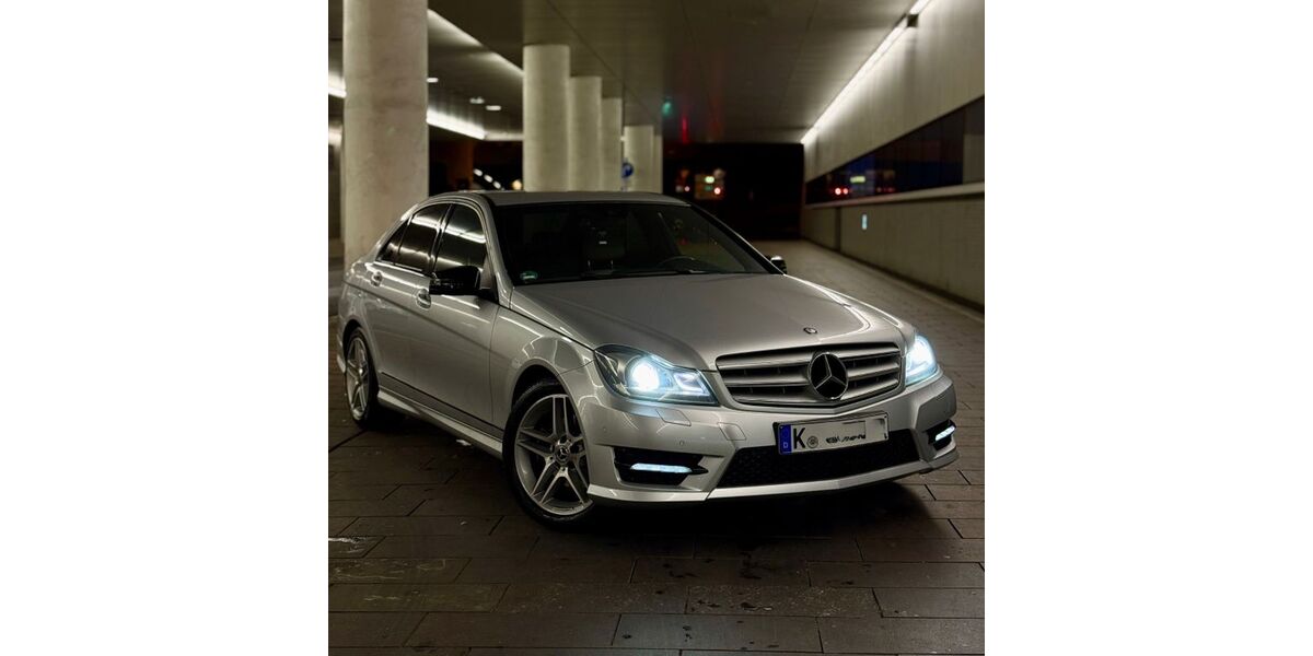 Mercedes-Benz C 250 240.000 km 12.999 € Köln 50739
