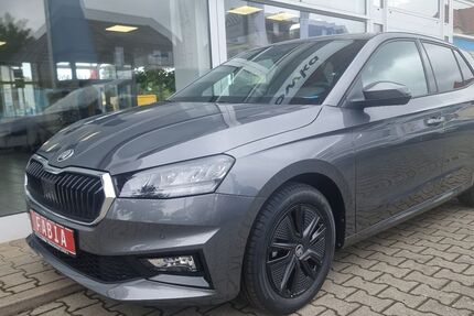 Skoda Fabia 1.078 km 21.470 &euro; Lübbenau/Spreewald 03222