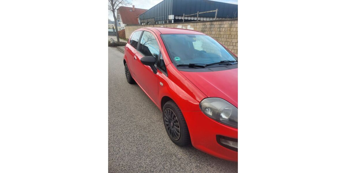 Fiat Punto 155.000 km 1.700 &euro; Düren 52355