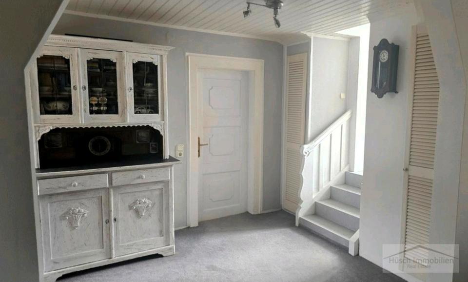 Einfamilienhaus Taunusstein - 8 Zimmer, 224 m&sup2;, 699.000&euro; | Angebot:26442309