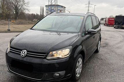 VW Touran 324.000 km 3.999 &euro; lahr 77933