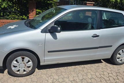 VW Polo 151.412 km 1.100 &euro; Syke 28857