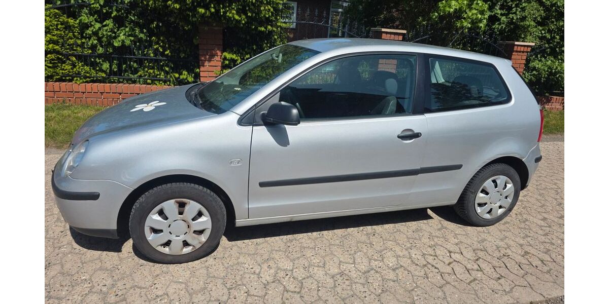 VW Polo 151.412 km 1.100 &euro; Syke 28857