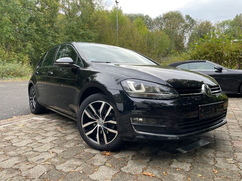 VW Golf 77.500 km 13.800 € Nienstädt 31688