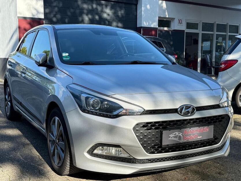 i20