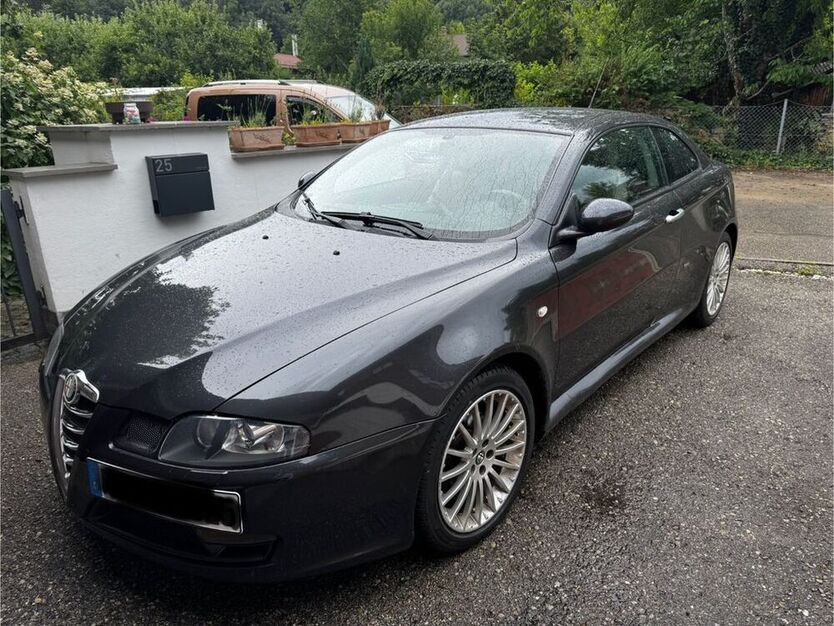 GT