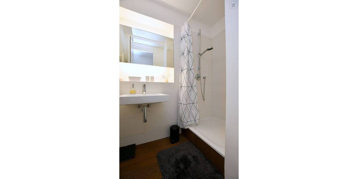 Etagenwohnung Stuttgart Nord - 1 Zimmer, 50 m&sup2;, 1.590&euro; | Angebot:25997587