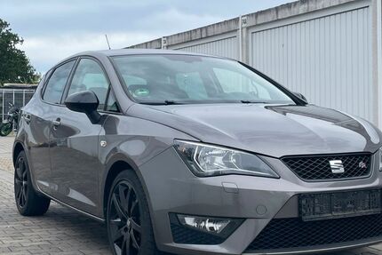 Seat Ibiza 86.000 km 12.999 € Berlin 12687