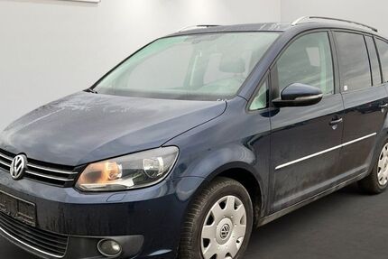 VW Touran 136.926 km 7.499 &euro; Brehna 06796