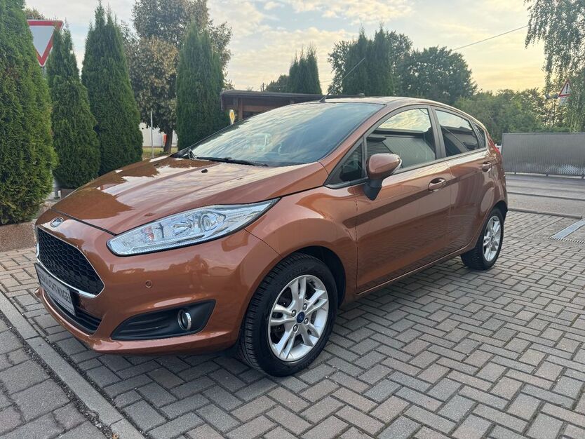 Ford Fiesta 87.000 km 7.490 € Greußen 99718