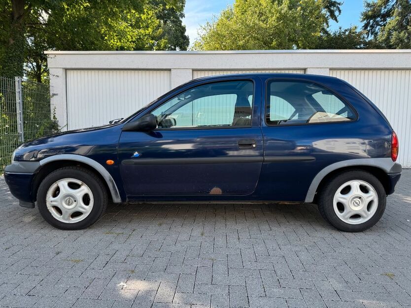 Opel Corsa 86.900 km 1.100 € Koblenz 56070