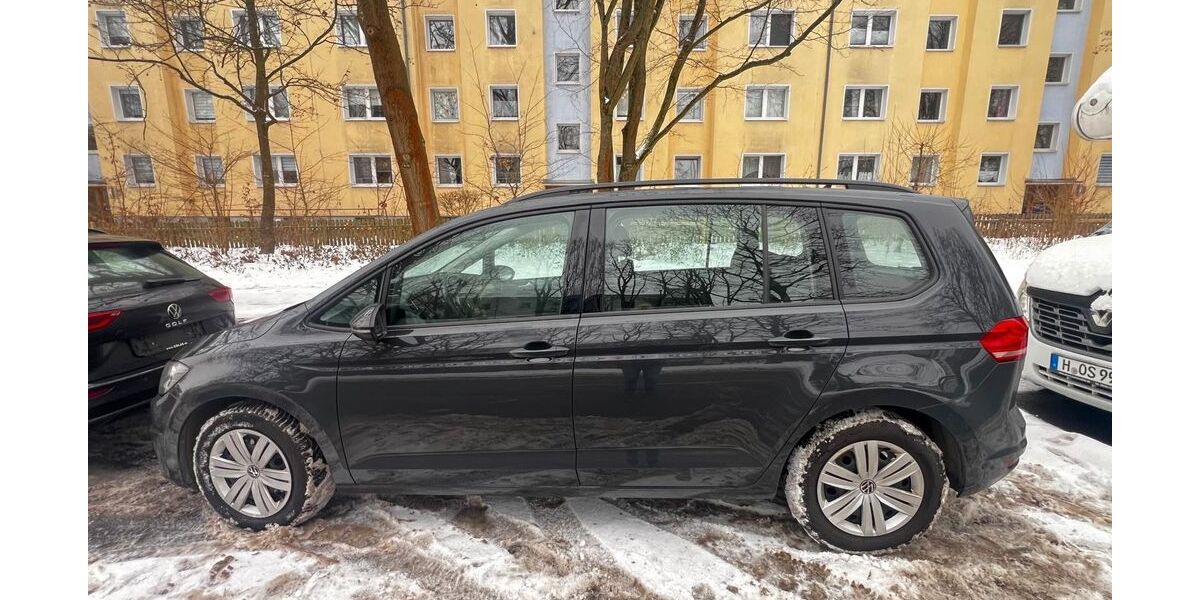 VW Touran 145.800 km 14.980 &euro; Hannover 30179