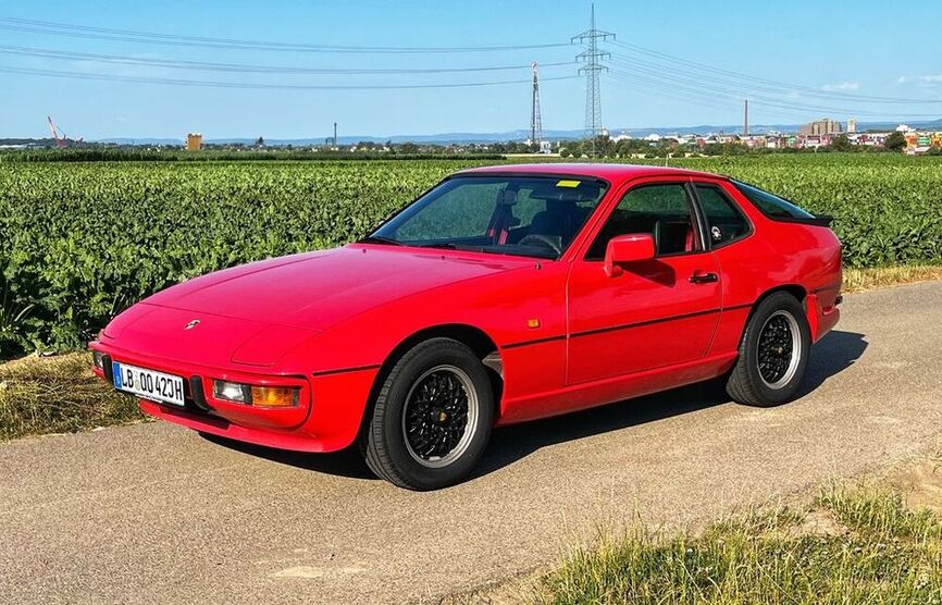 924