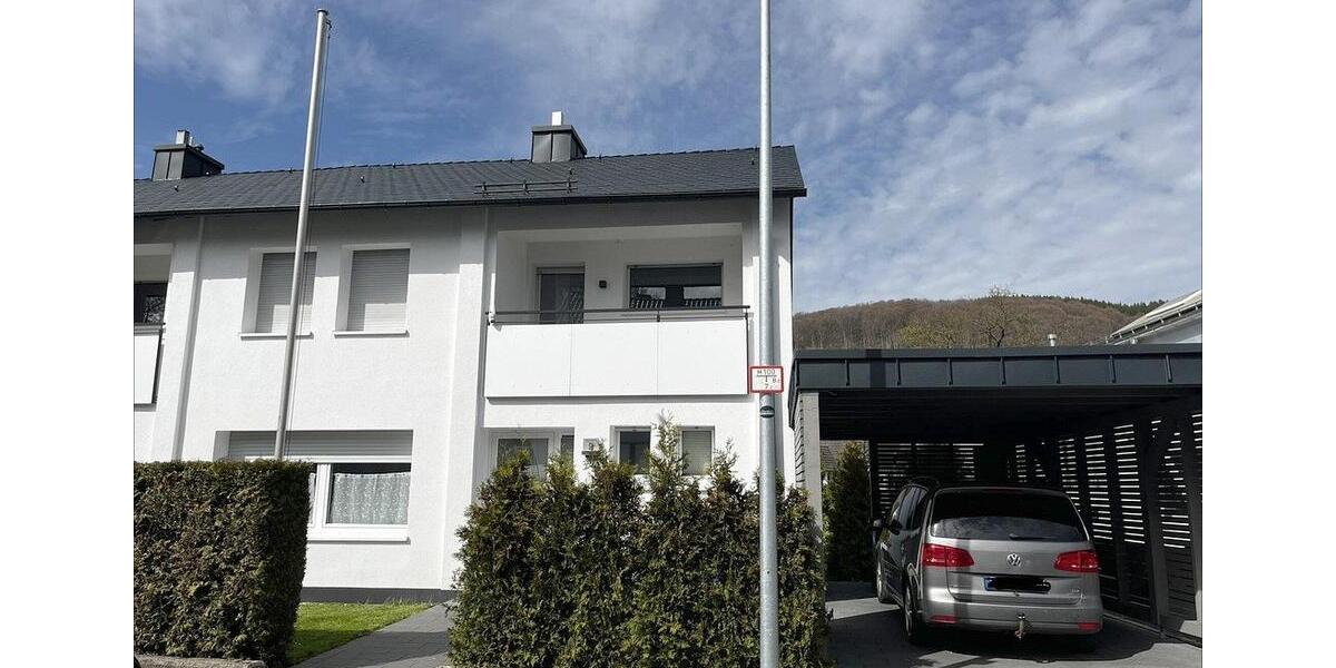 Doppelhaushälfte Brilon - 5 Zimmer, 140 m&sup2;, 1.200&euro; | Angebot:26212739