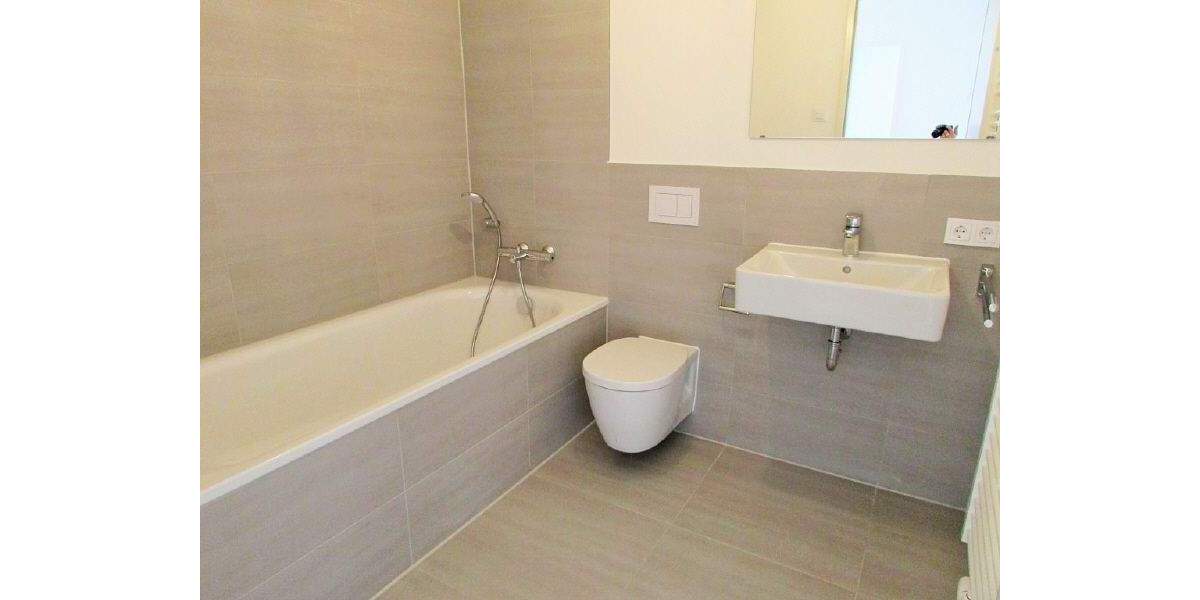 Etagenwohnung Wolfsburg Hellwinkel - 4 Zimmer, 122 m&sup2;, 1.817&euro; | Angebot:25355649