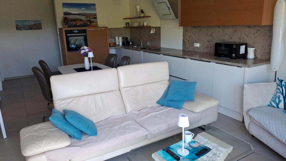 FN West unbefristet möbl. Wohnung 3 zimmer