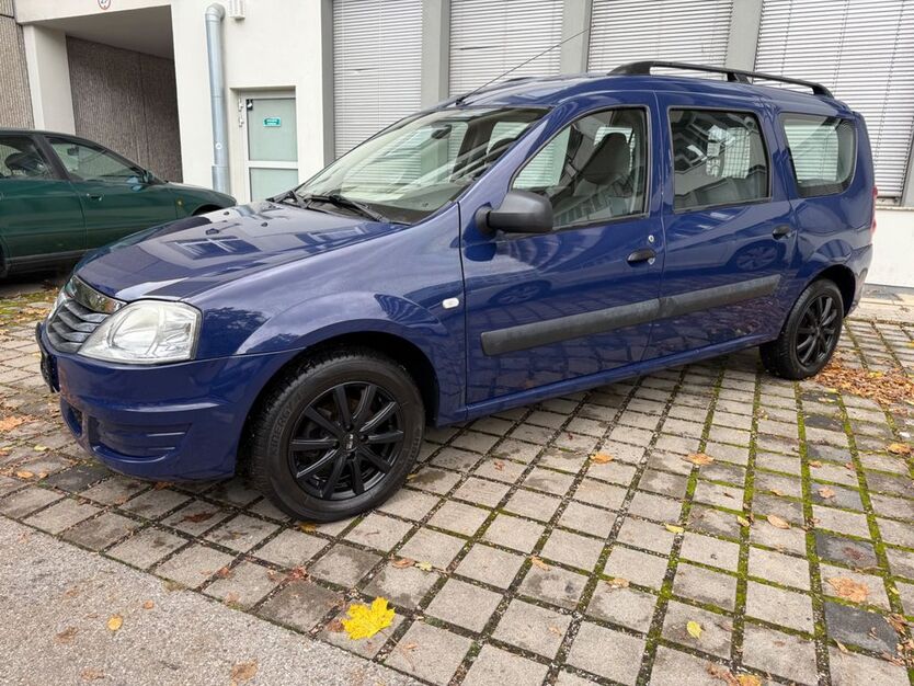 Dacia Logan 100.000 km 3.999 € München 80636