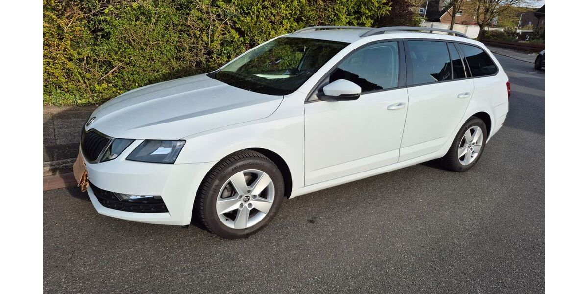 Skoda Octavia 102.000 km 15.300 &euro; Bremen 28199