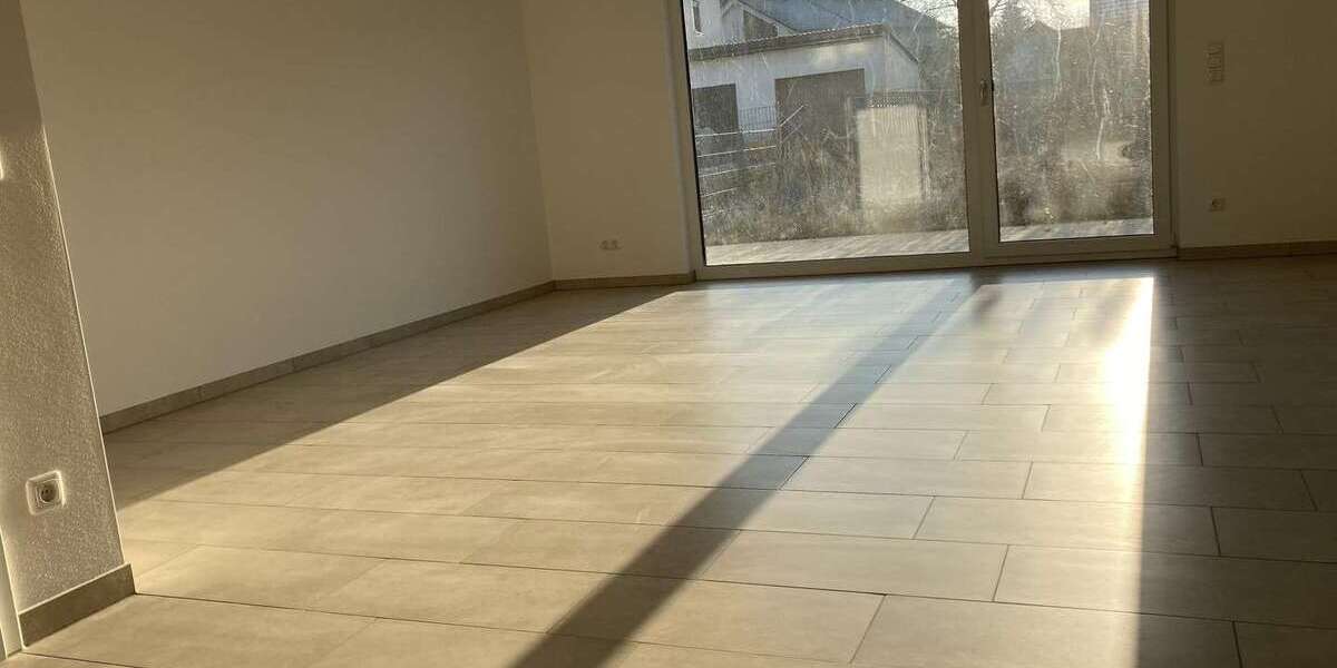 Haus zum Mieten in Donaustauf 1.740 € 138.69 m² 5 zimmer