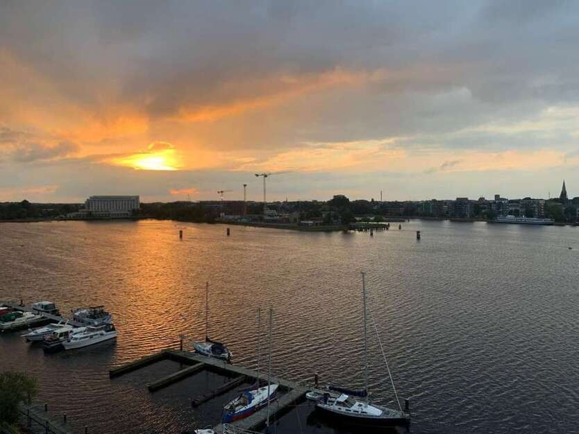 Wohnung zum Kaufen in Wilhelmshaven 1.350.000 € 167 m²