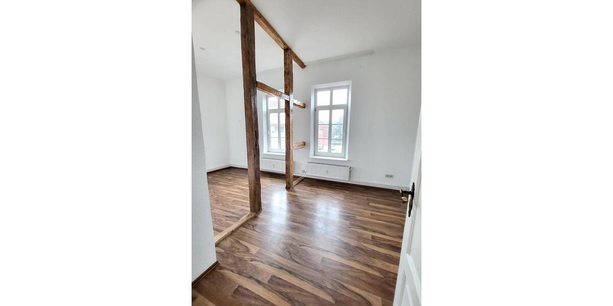 Schöne 134 qm Wohnung 4 zimmer