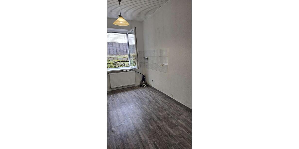 Erdgeschoßwohnung Bendorf - 3 Zimmer, 88 m&sup2;, 850&euro; | Angebot:25498422