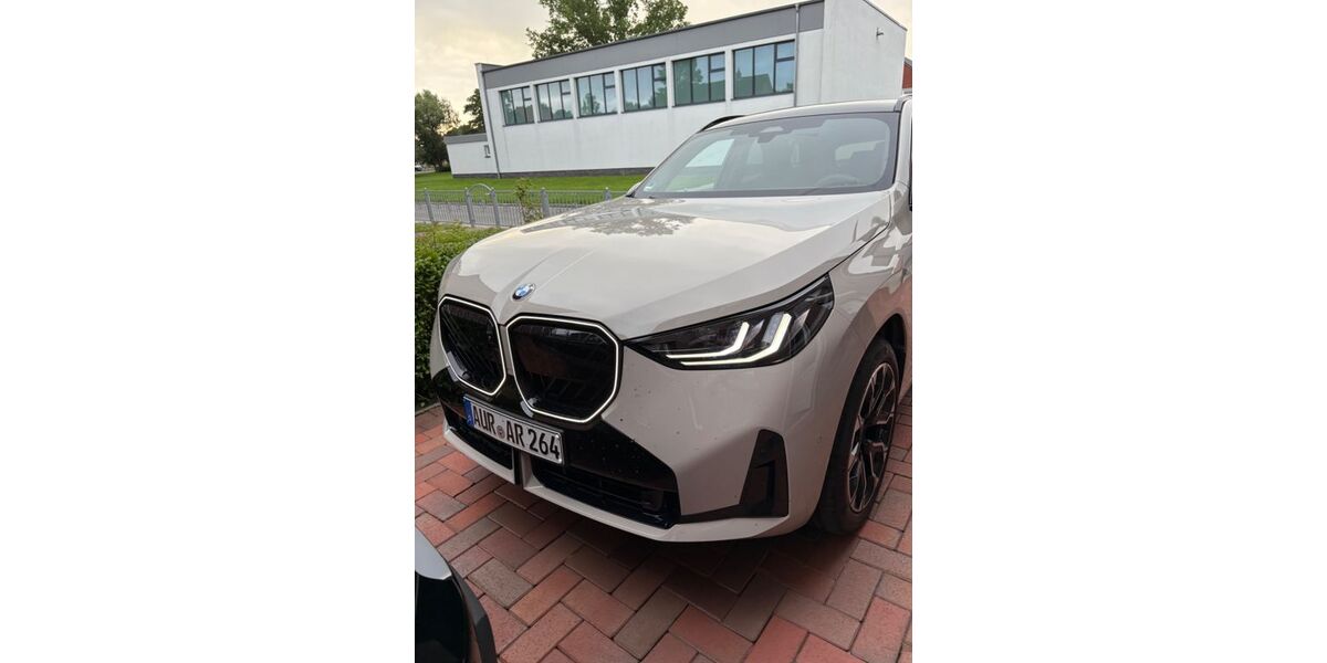BMW X3 18.500 km 59.980 &euro; Hinte 26759