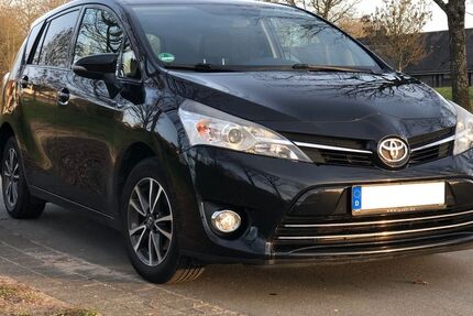 Toyota Verso 109.000 km 9.700 &euro; Meckenheim 53340