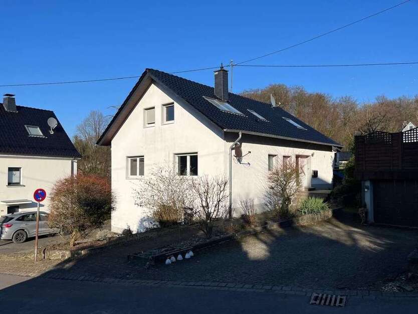 Haus zum Kaufen in Gummersbach 549.000 € 225 m²