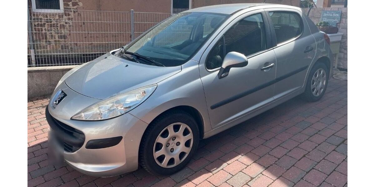 Peugeot 207 215.000 km 1.999 &euro; Biedershausen 66917