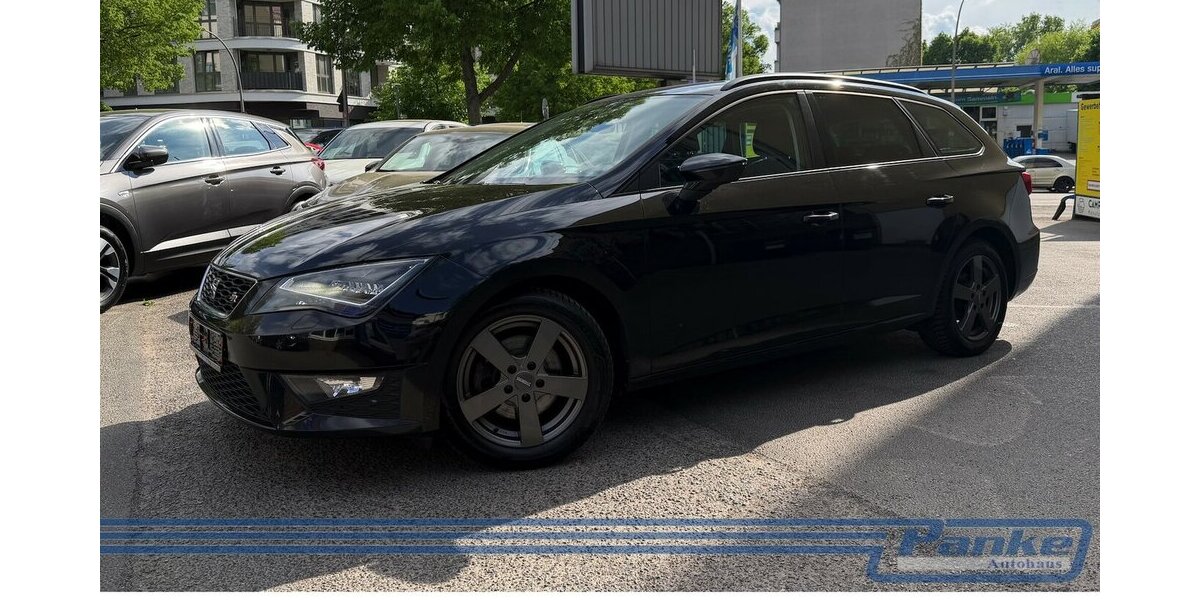 Seat Leon FR 150 TSI*NAV*LED*SHZ*Carplay*PDC*Sound* 155.730 km 10.890 &euro; Berlin 13187