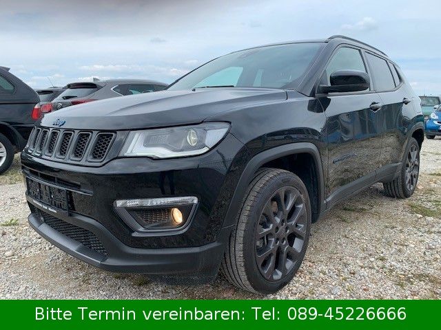 Jeep Compass 25.760 km 24.390 € München 81827