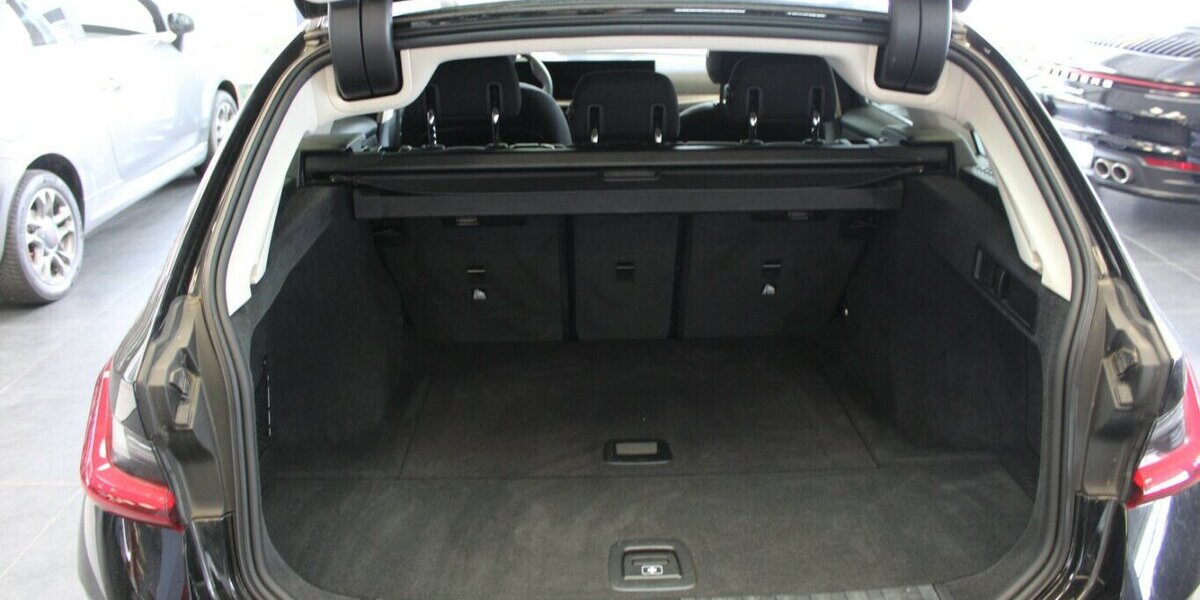 BMW 318 318i Touring Aut. 34.360 km 29.980 &euro; Euskirchen 53881