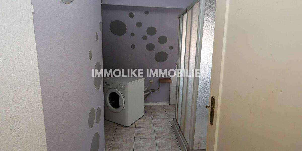 Mehrfamilienhaus, Wohnhaus Bad Brückenau - 8 Zimmer, 238 m&sup2;, 179.000&euro; | Angebot:25815792