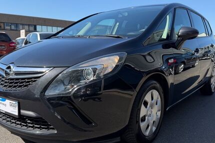 Opel Zafira 111.738 km 7.990 &euro; Düsseldorf 40233