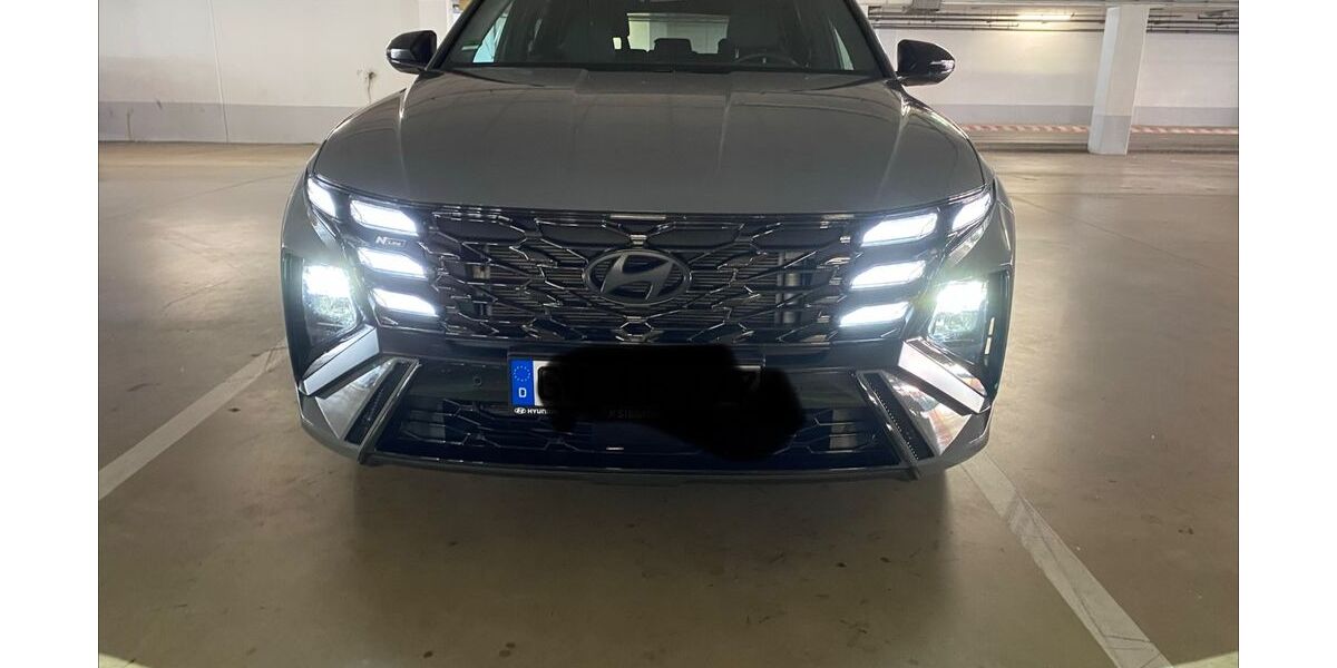 Hyundai TUCSON 7.100 km 29.999 &euro; Hückelhoven 41836
