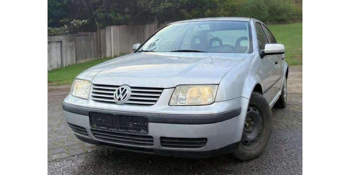 VW Bora 129.000 km 3.390 &euro; Brühl 50321